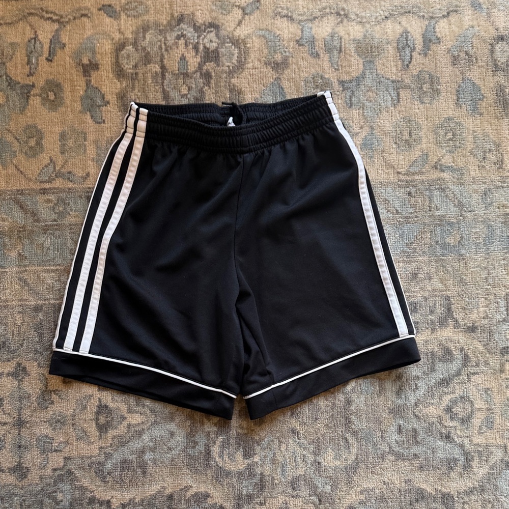 adidas Climalite kids soccer Shorts - S